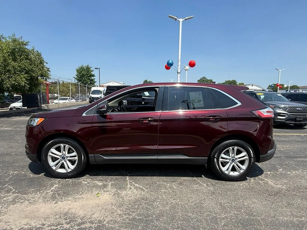 Used 2020 Red Ford SEL image 8