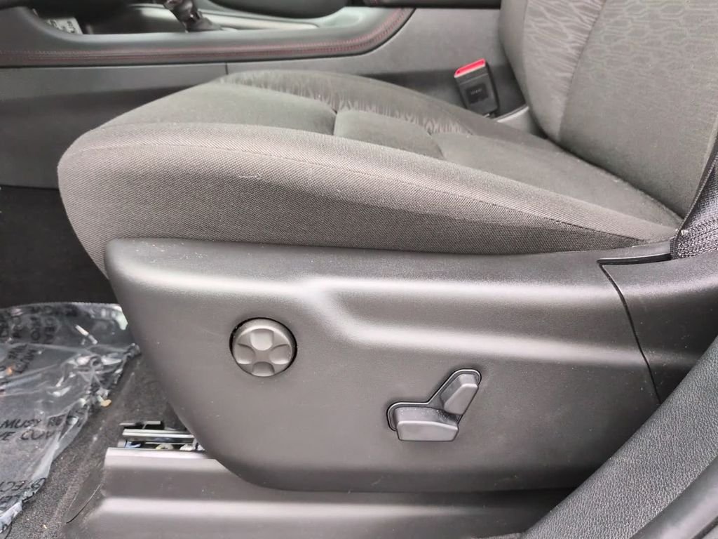 New 2026 White Knuckle Clear-Coat Exterior Paint Dodge GT image 16