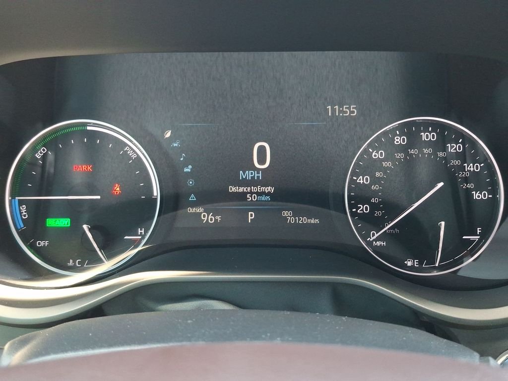 Used 2022 Beige Toyota Platinum image 10