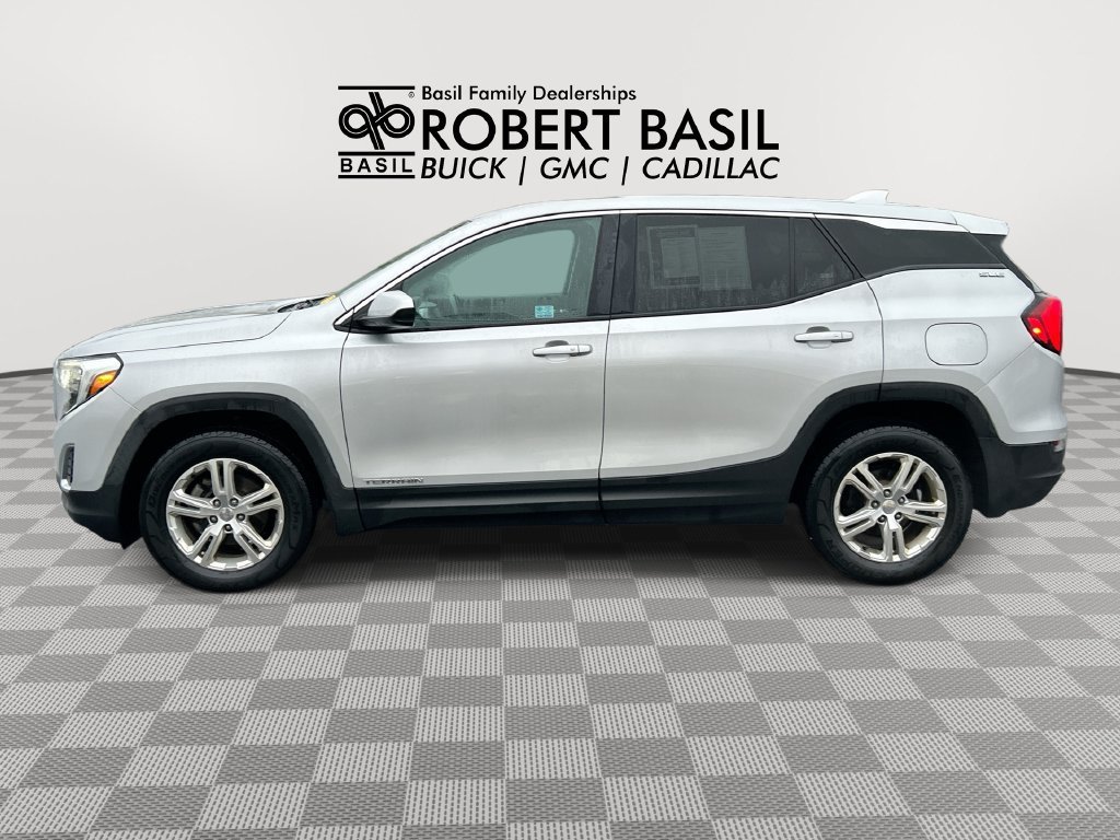 Used 2018 QUICKSILVER METALLIC GMC SLE image 5