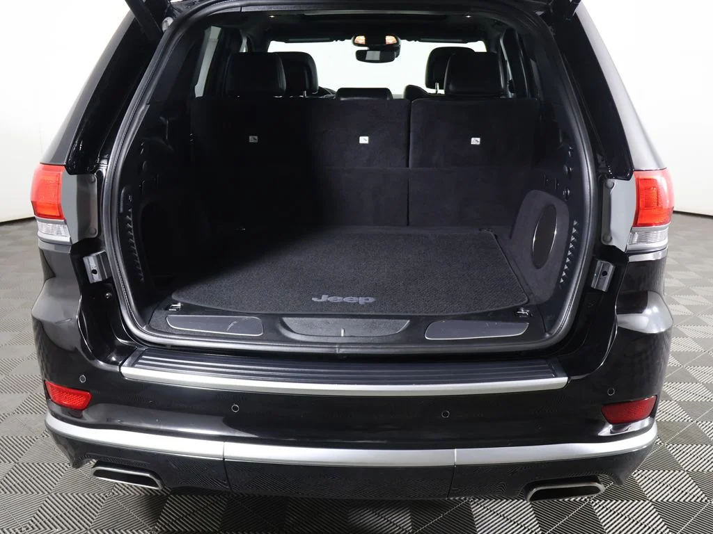 Used 2020 Black Jeep Summit image 20