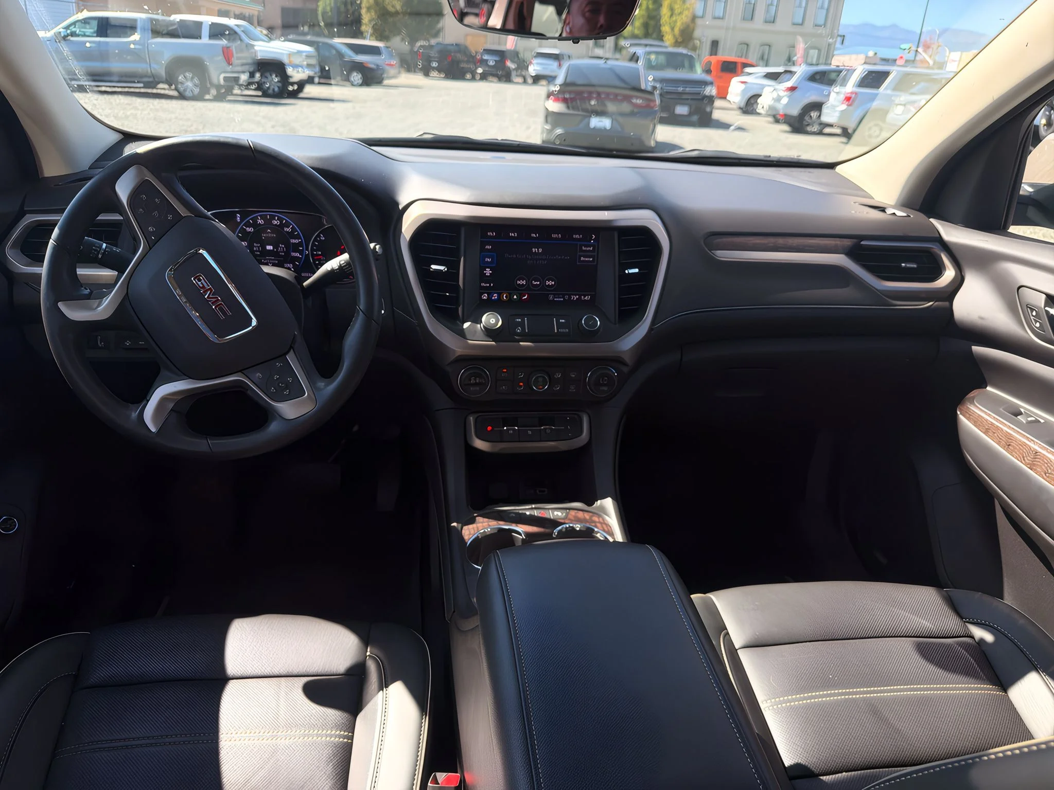 2022 GMC Acadia Denali - Photo 12