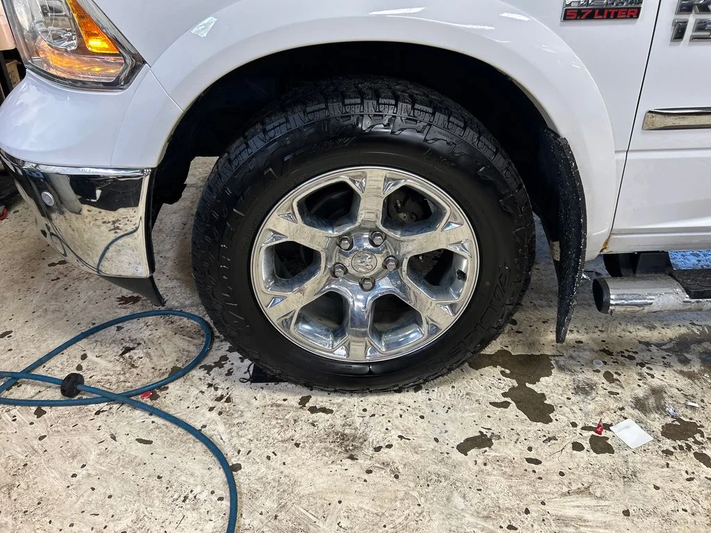 Used 2017 White Ram Laramie image 11