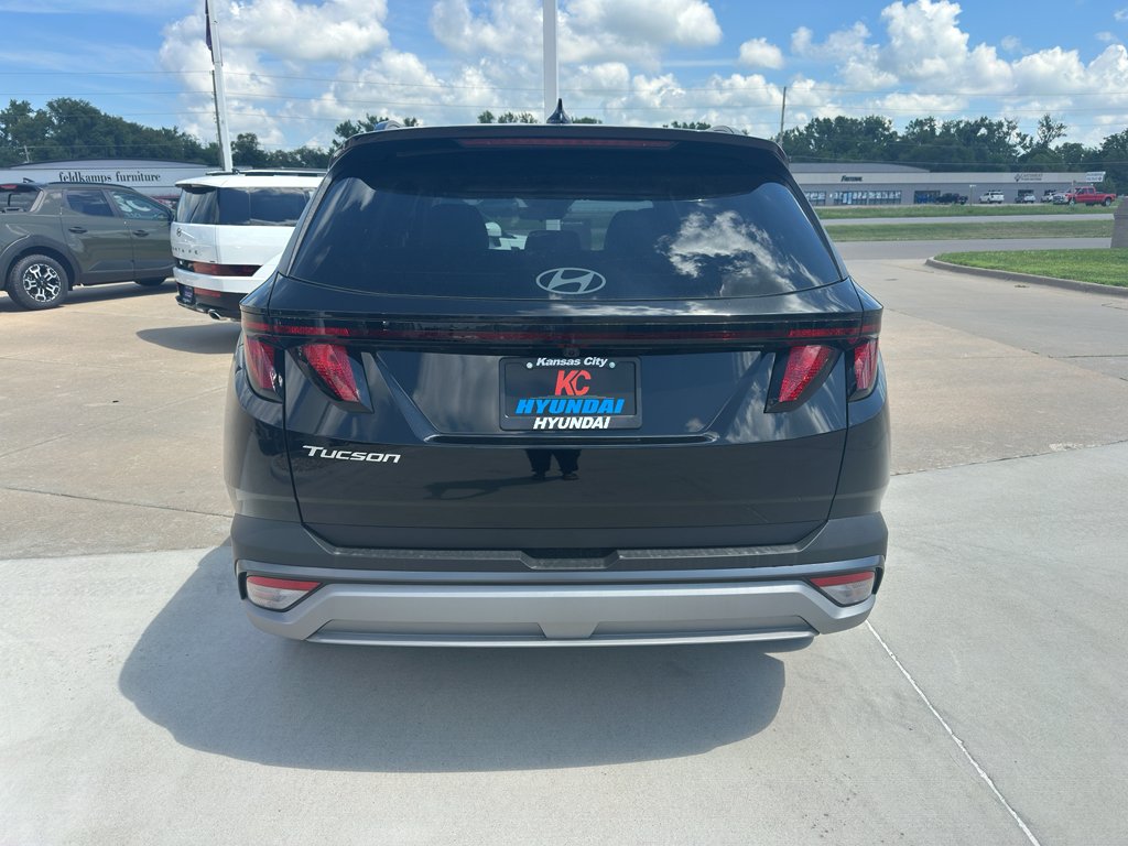 New 2026 Phantom Black Hyundai SEL image 9