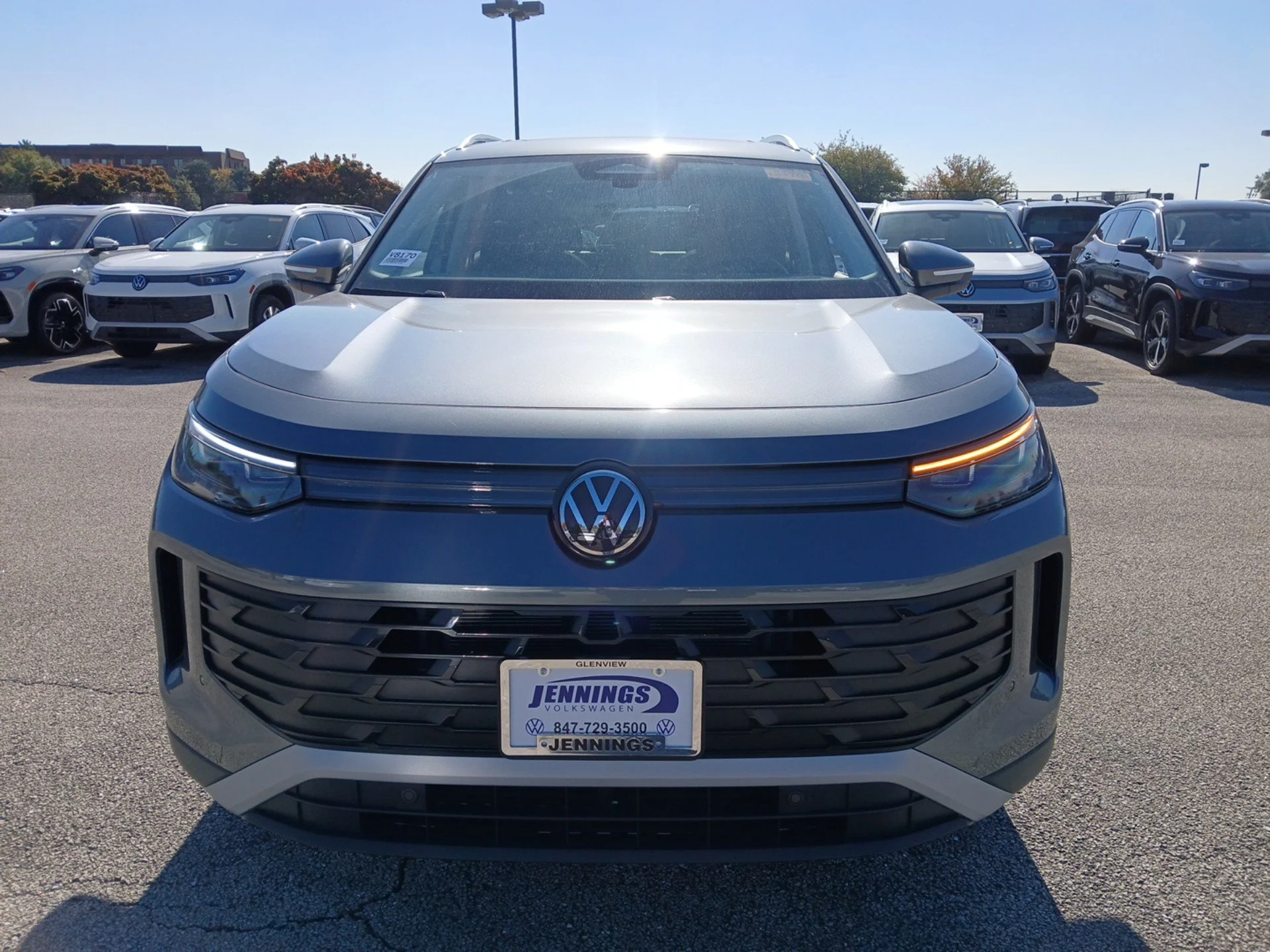New 2026 Platinum Gray Metallic Volkswagen SE image 29