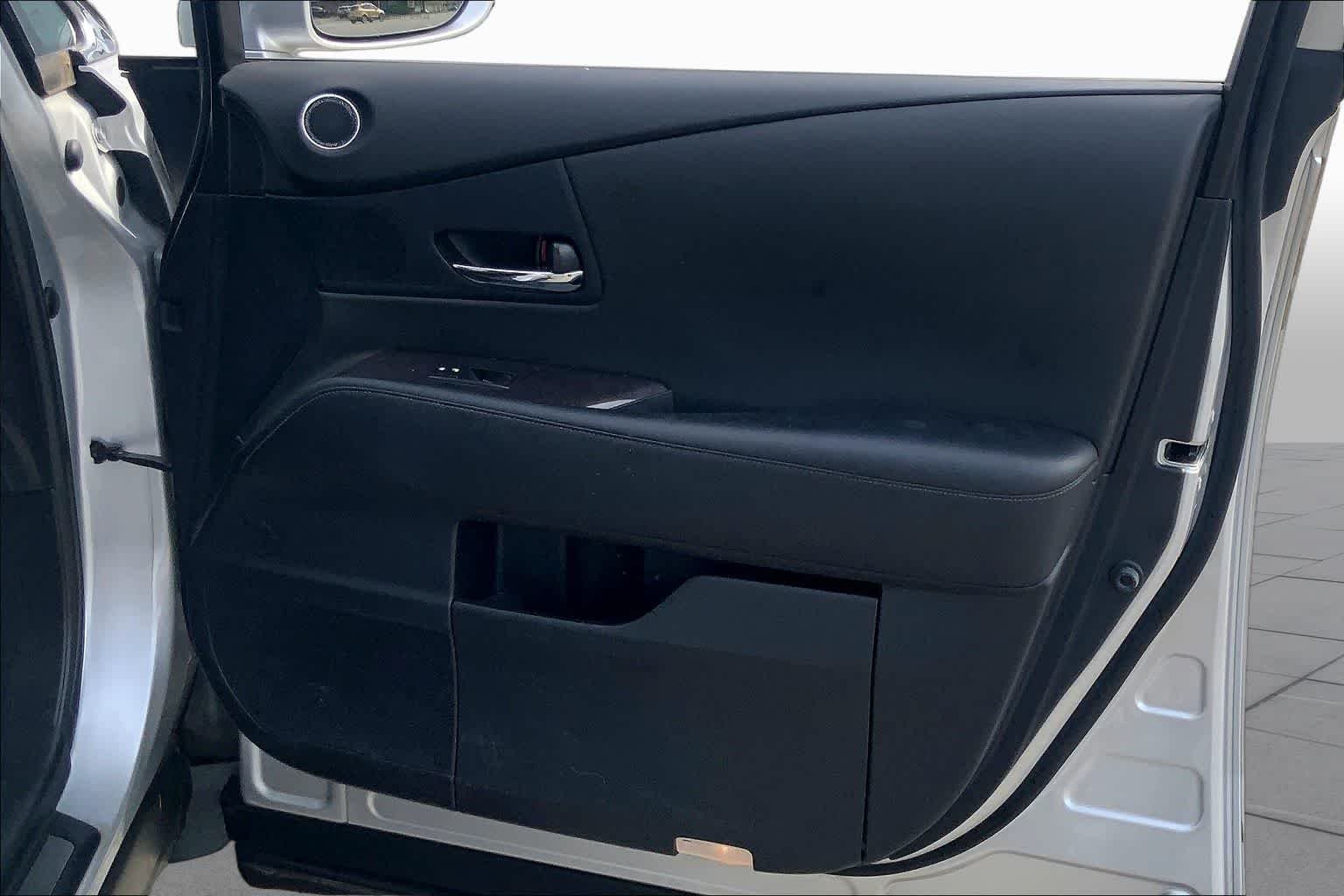 Used 2015 Silver Lining Metallic Lexus  image 22