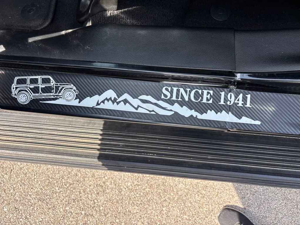 Certified Used 2022 Black Jeep Unlimited Sport S image 23