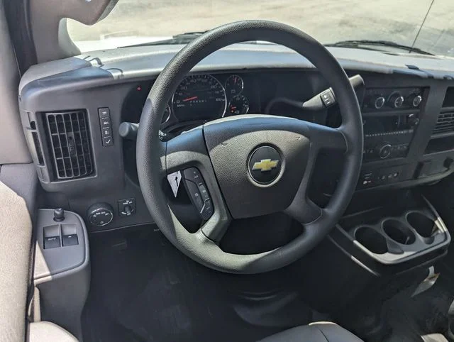 2025 Chevrolet Express Cargo Work Van - Photo 25
