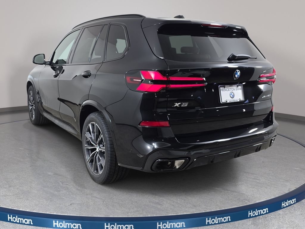 New 2026 Black Sapphire Metallic BMW xDrive40i image 7