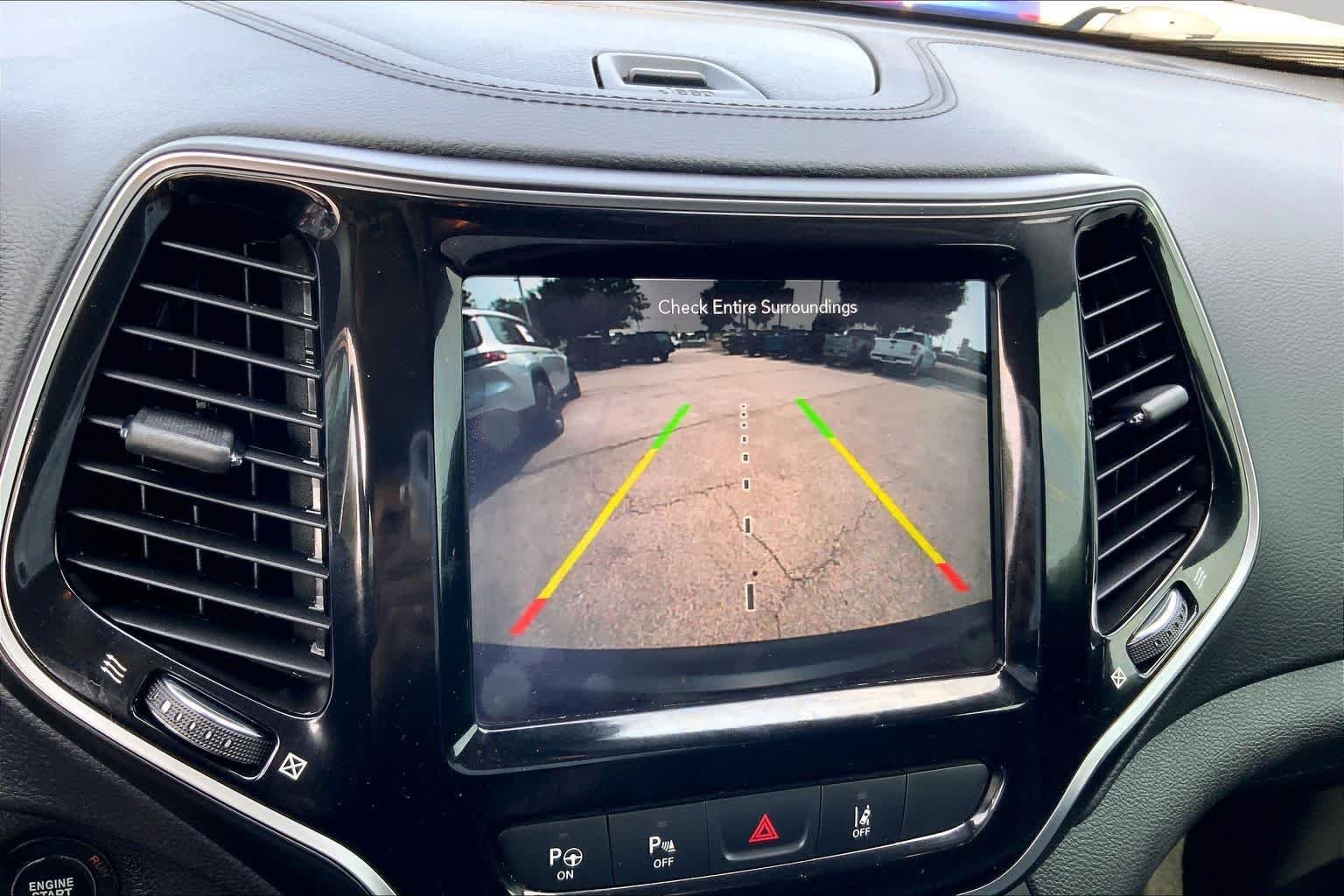 Used 2020 Diamond Black Crystal Pearlcoat Jeep Limited image 23