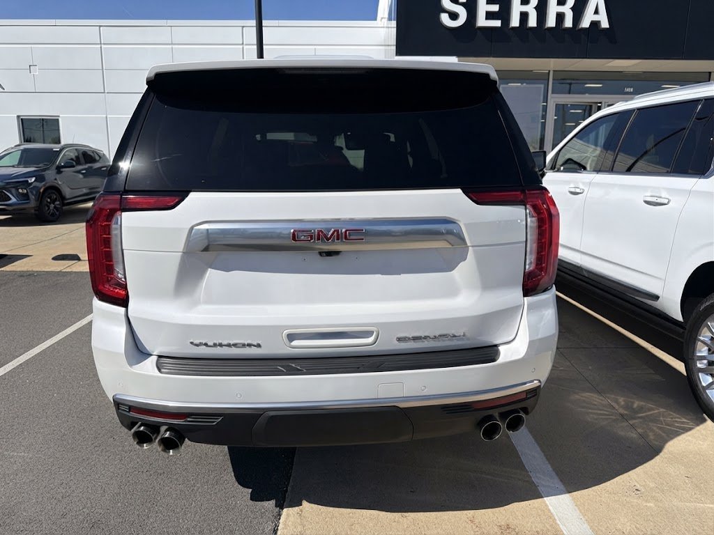 Used 2024 White Frost Tricoat GMC Denali image 2