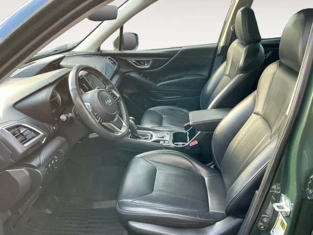 Used 2023 Cascade Green Silica Subaru Touring image 9
