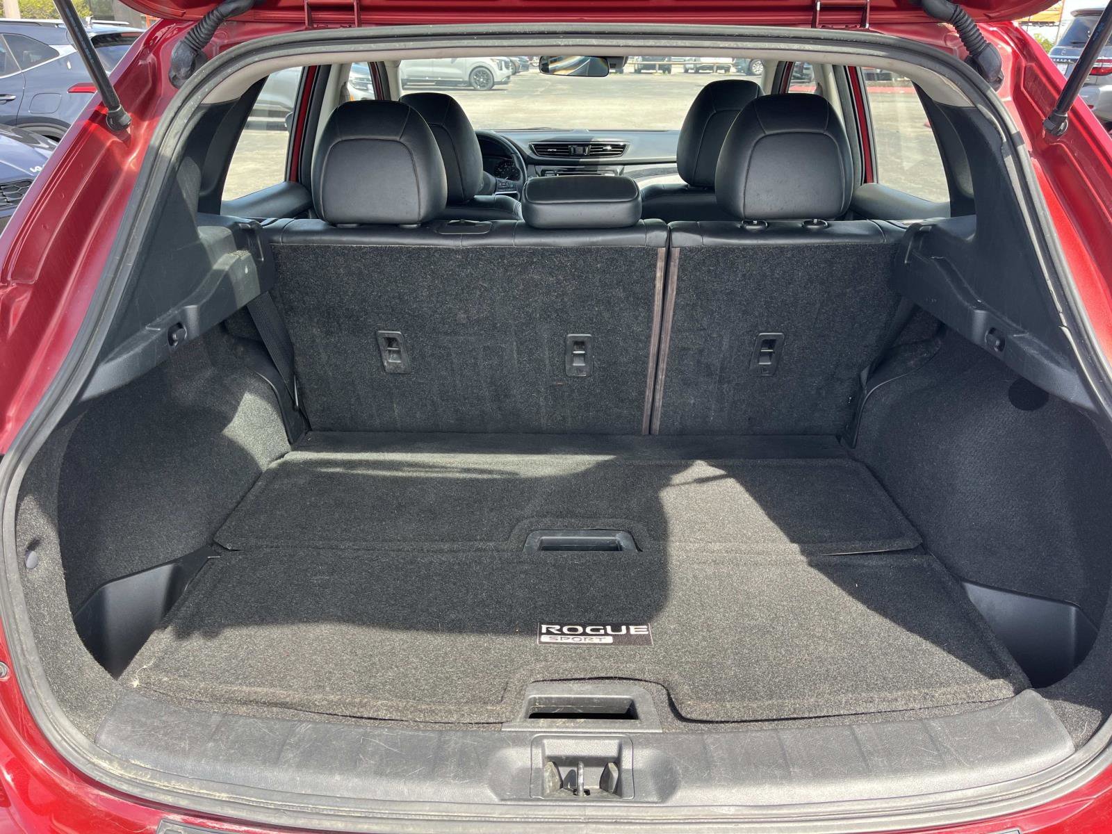 Used 2021 Scarlet Ember Tintcoat Nissan SL image 19