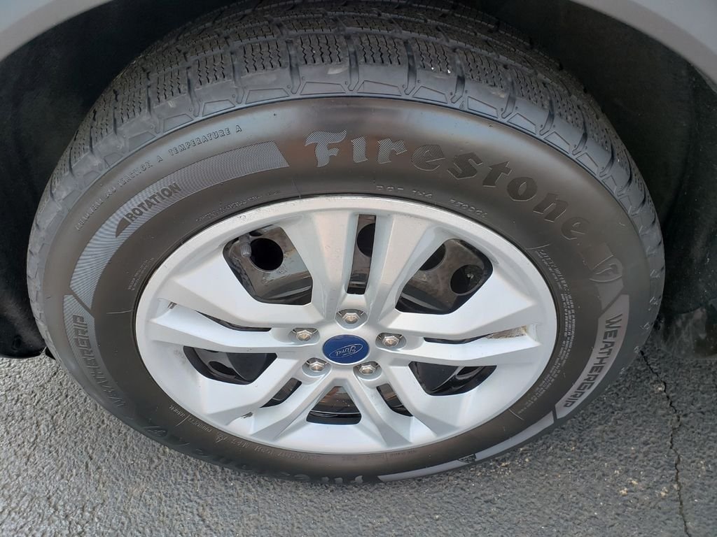 Used 2021 Blue Ford S image 9