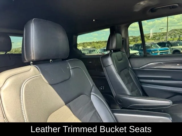 Used 2021 White Jeep Altitude image 23