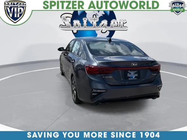Used 2019 Gray Kia LXS image 9