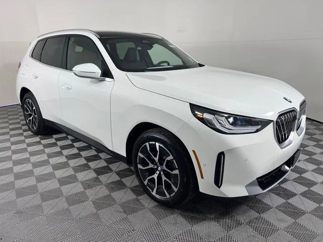 2026 BMW X3 30 XDRIVE's photo
