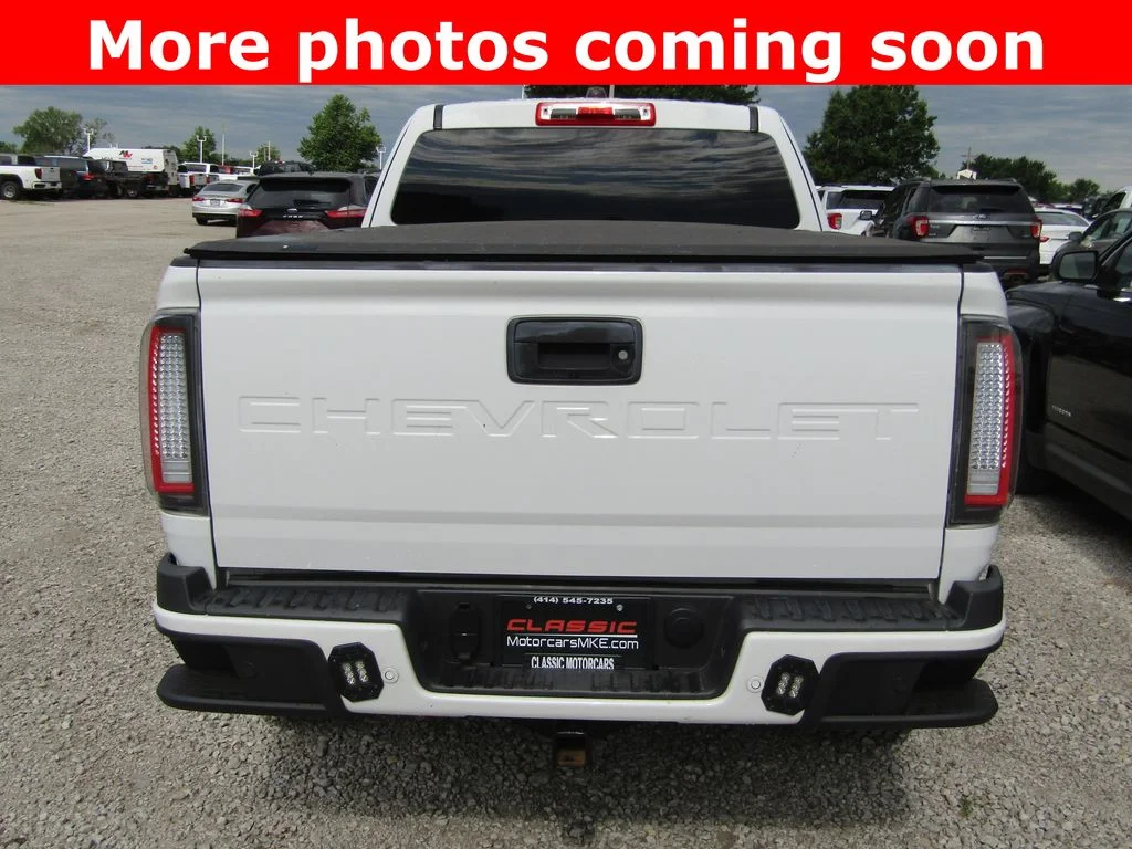 Used 2021 Summit White Chevrolet LT image 4