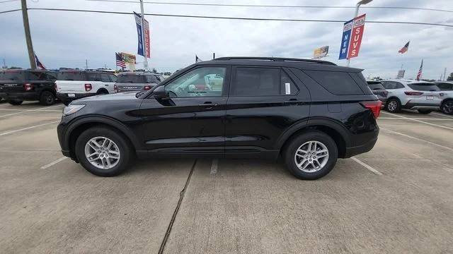 New 2026 Agate Black Metallic Ford Active image 6