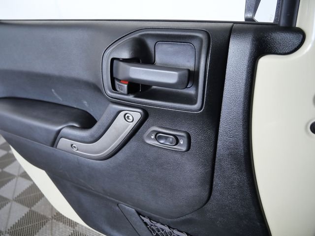 Certified Used 2018  Jeep Unlimited Sport image 25