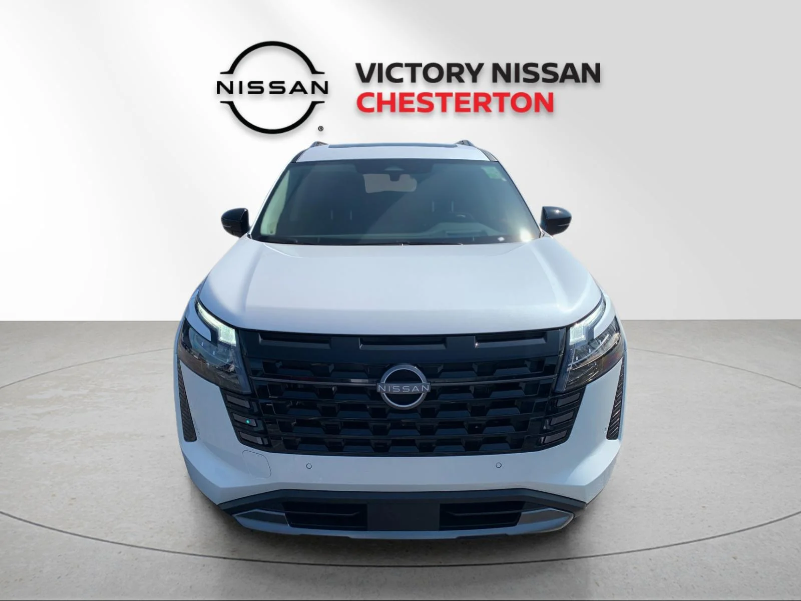 New 2026 Everest White Pearl TriCoat Nissan Platinum image 8
