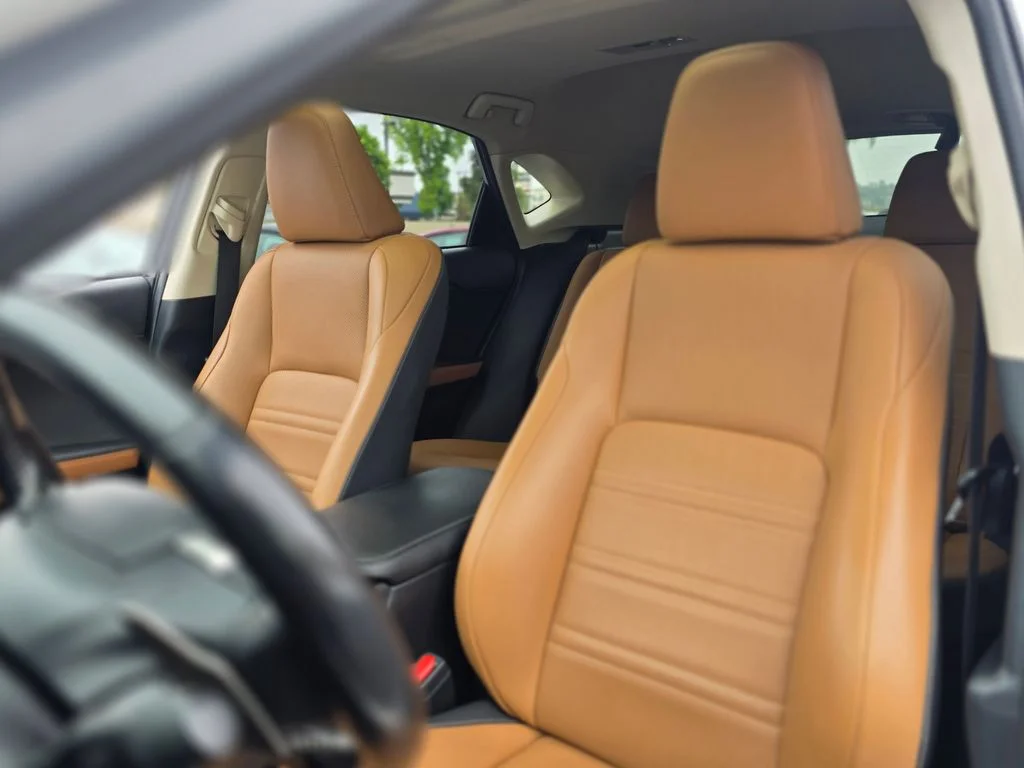 2020 Lexus NX 300 - Photo 15