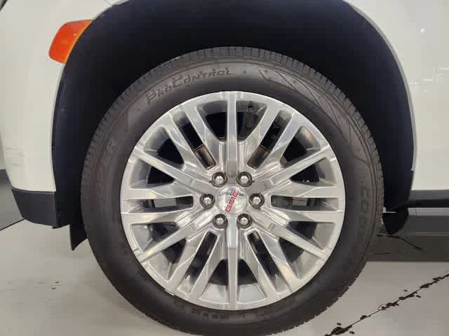 Used 2023 Summit White GMC Denali image 8
