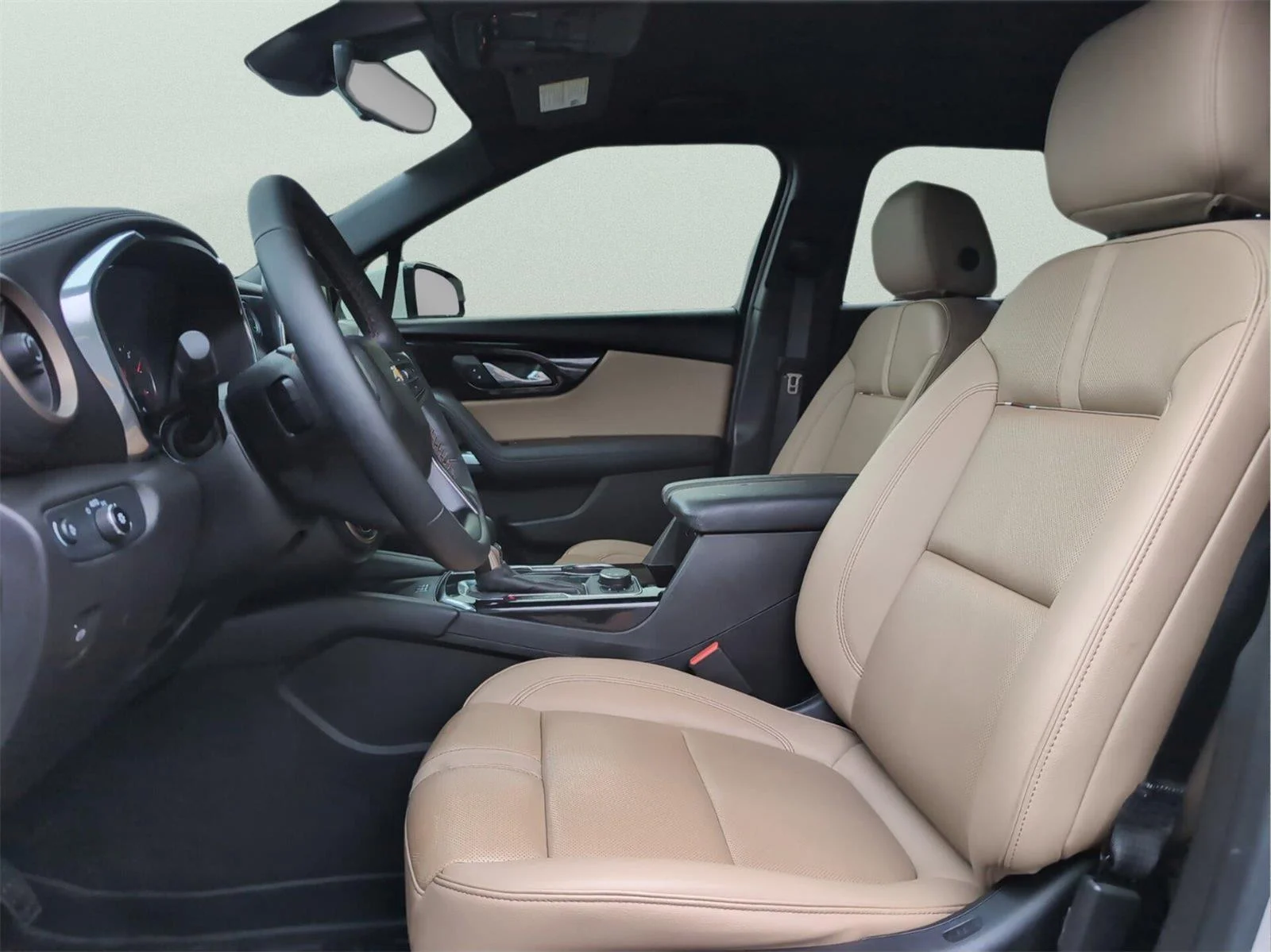 Used 2024 Iridescent Pearl Tricoat Chevrolet Premier image 13