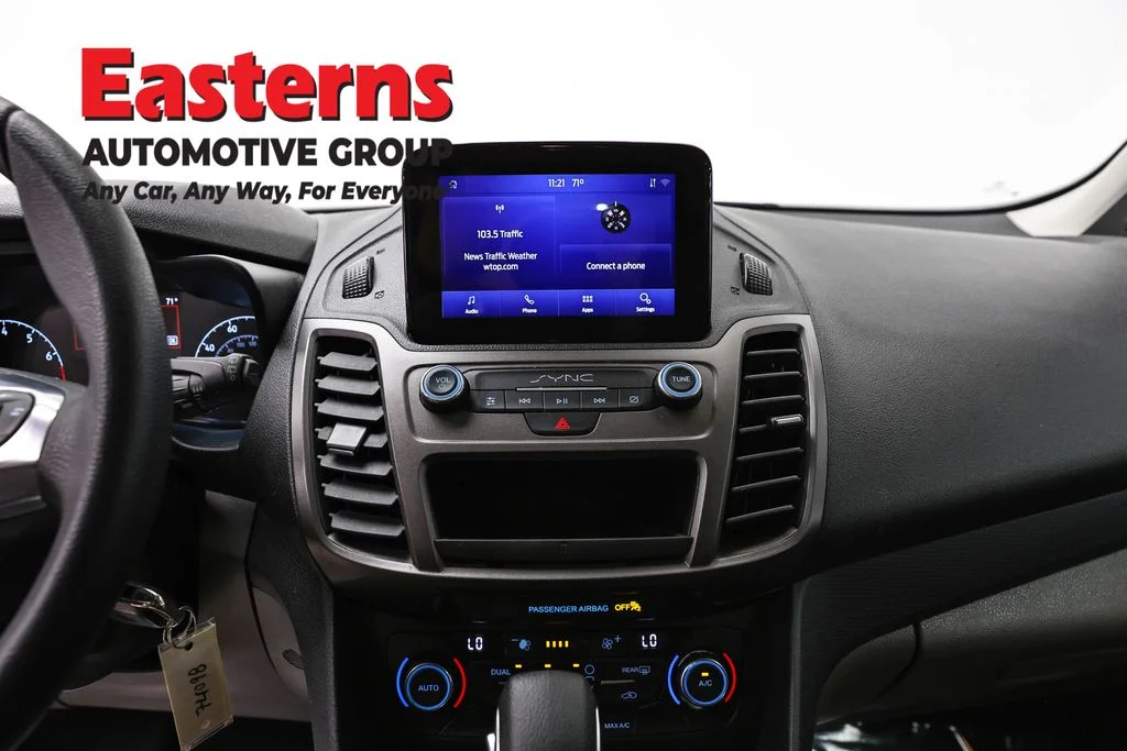 Used 2021 Silver Ford XLT image 11