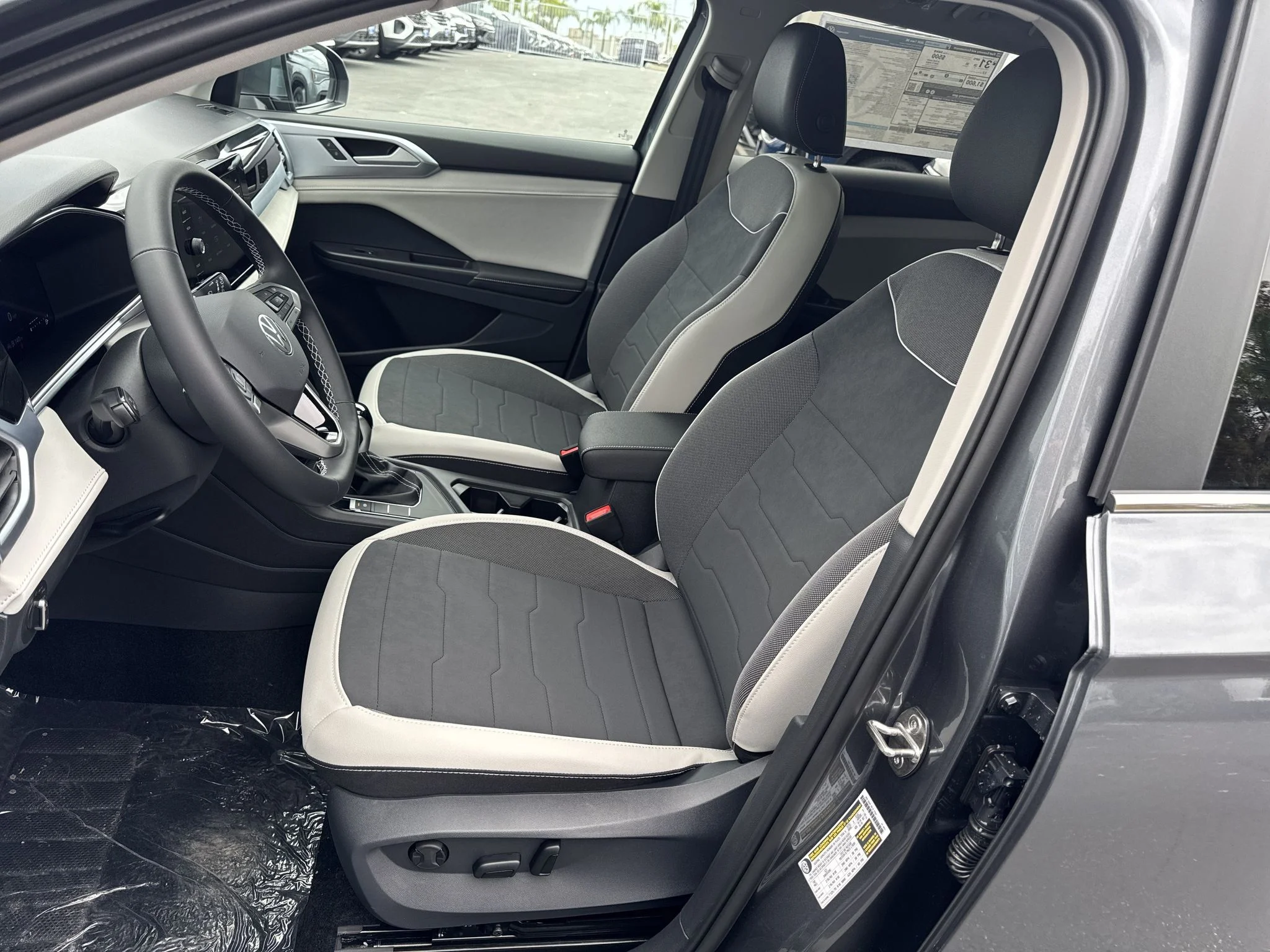New 2026 Platinum Gray Metallic Volkswagen SE image 13