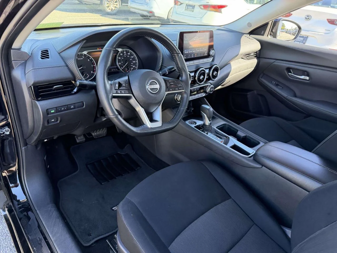Used 2024 Super Black Nissan SV Xtronic CVT image 18