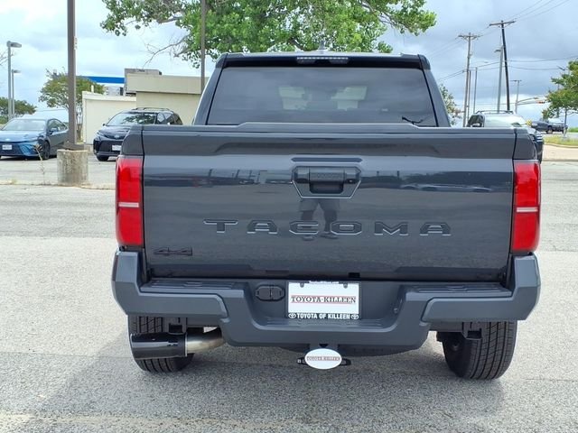 Certified Used 2025  Toyota SR5 image 28