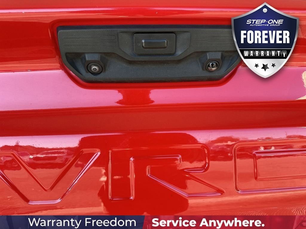 Used 2023 Red Chevrolet RST image 32