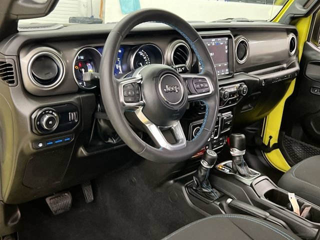 Used 2023 Yellow Jeep Rubicon 4x4 image 7