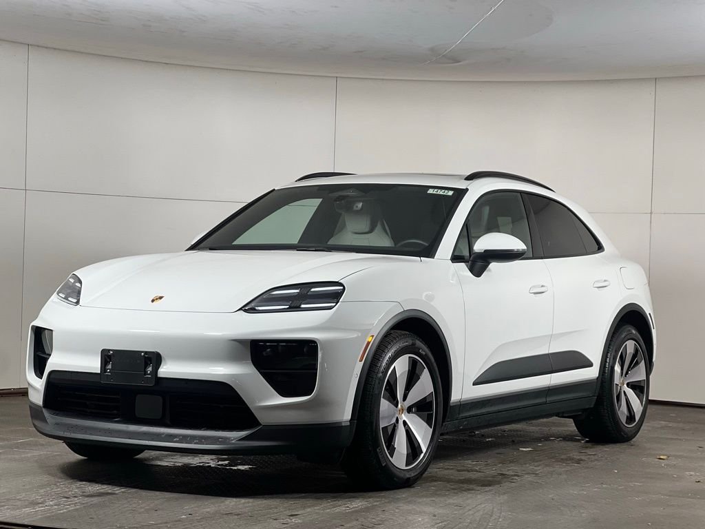 2024 Porsche Macan Base