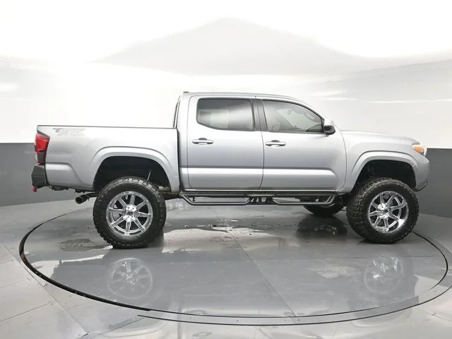 Used 2019 Silver Toyota SR image 8
