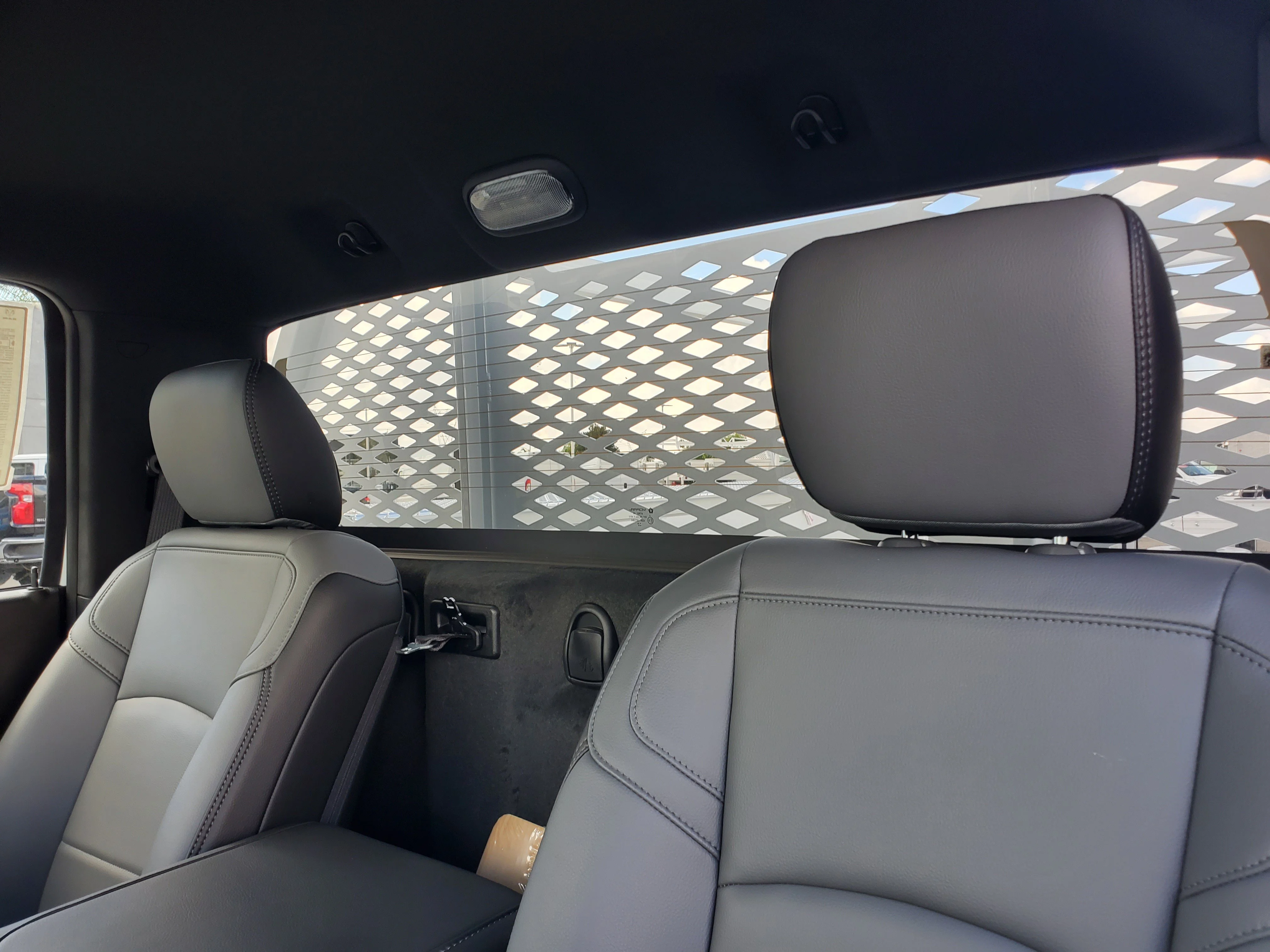 New 2026 Bright White Clear-Coat Exterior Paint RAM Tradesman image 12