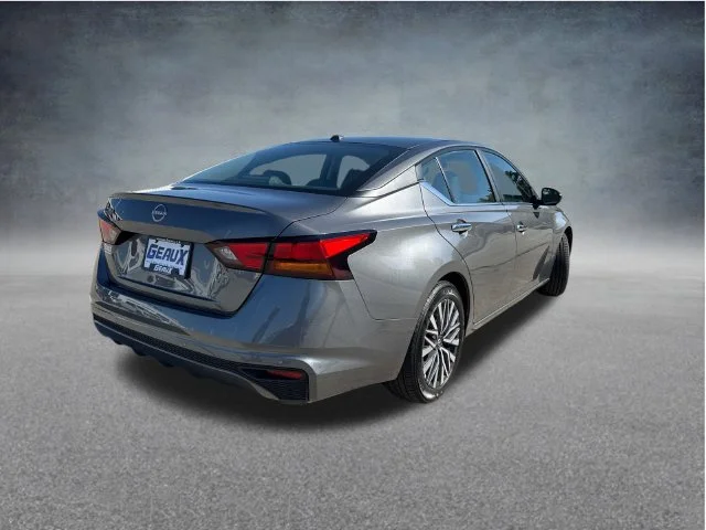 Used 2025 Gray Nissan 2.5 SV image 10