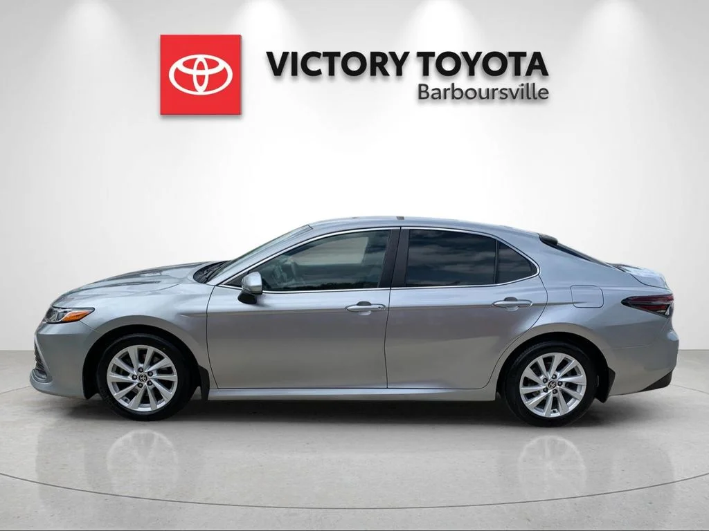 Used 2022 Silver Toyota LE image 2