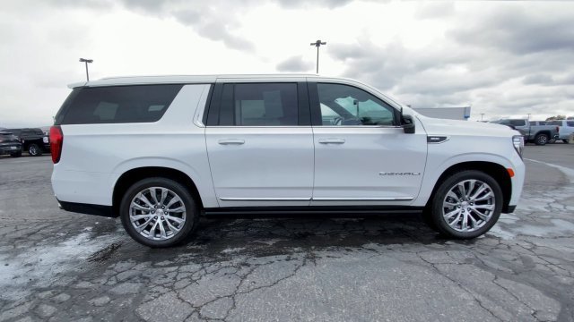 Certified Used 2023 WHITE FROST TRICOAT GMC Denali image 9