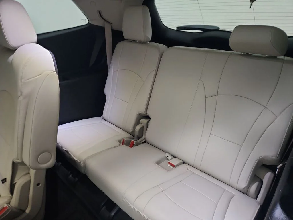 Used 2023 White Buick Essence image 29