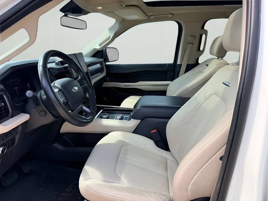 Used 2022 Star White Metallic Tri-Coat Ford Platinum image 10