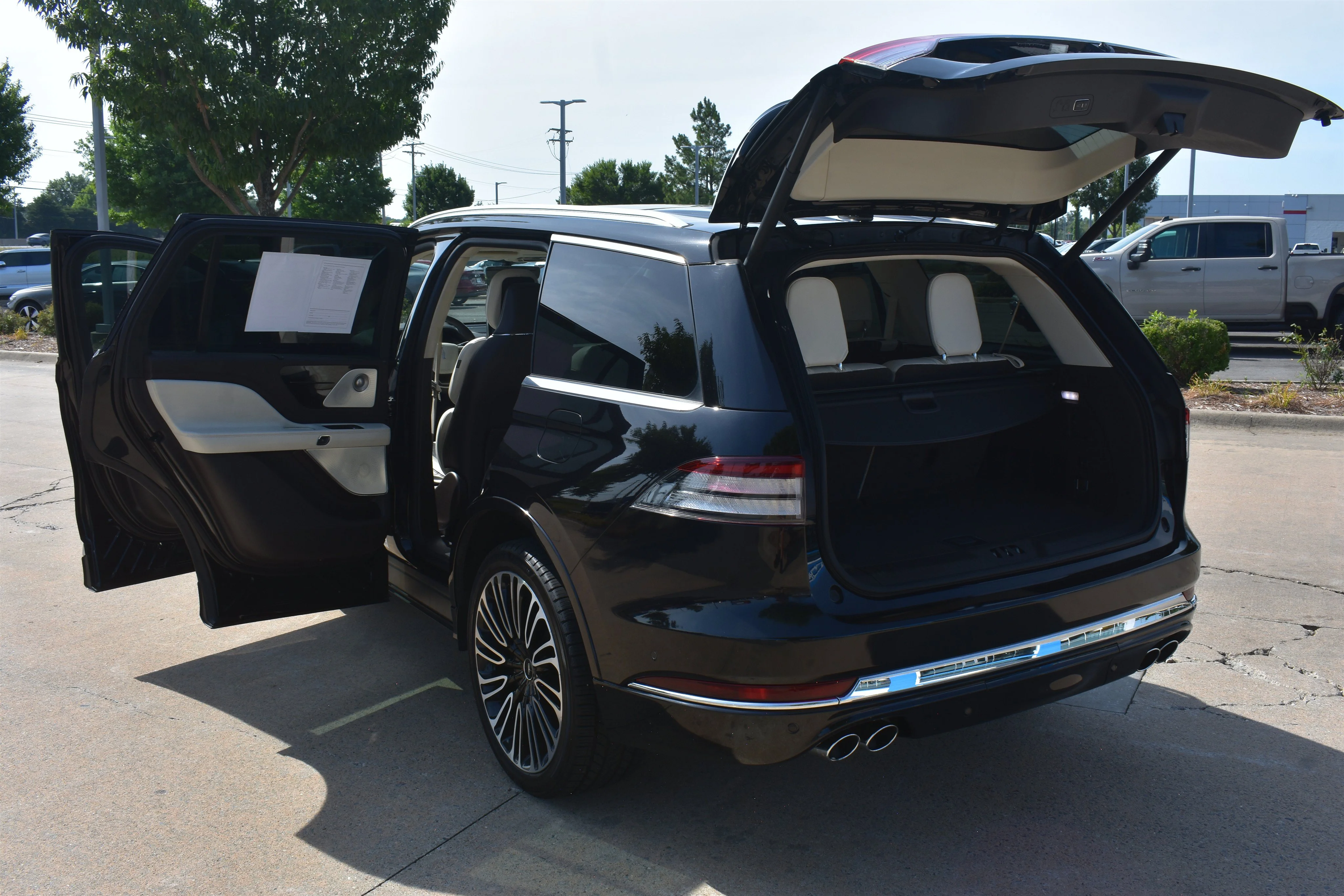 Used 2021 BLACK Lincoln Black Label image 16