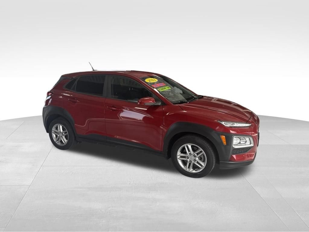 Used 2021 Red Hyundai SE image 7