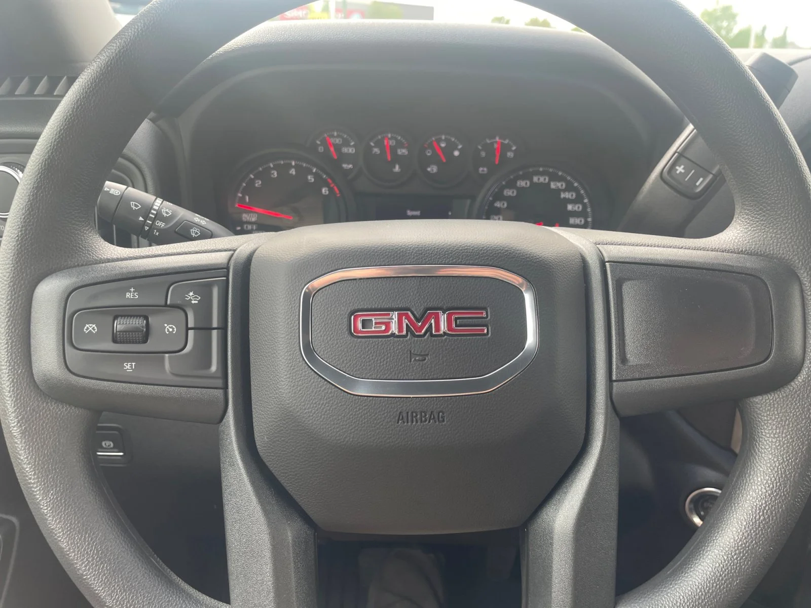New 2026 Summit White GMC Pro image 20