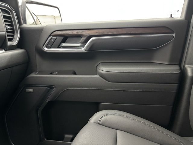 New 2026 Sterling Metallic GMC SLT image 41