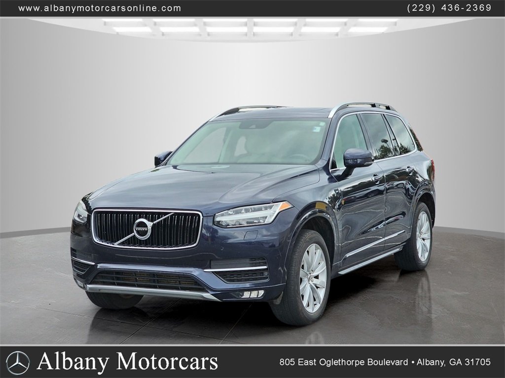 2016 Volvo XC90 Momentum