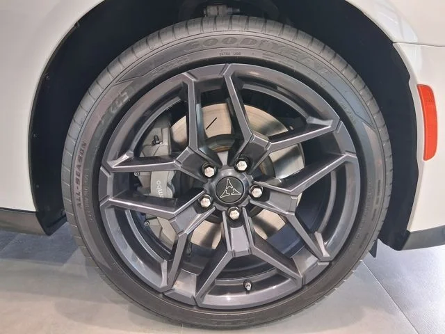 New 2026 White Knuckle Exterior Paint Dodge Scat Pack image 9