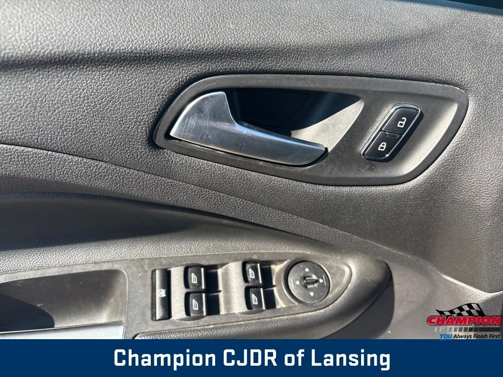 Used 2014 Silver Ford SE image 13