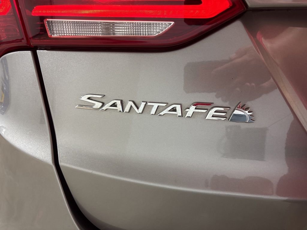 Used 2018 Gray Hyundai 2.4 Base image 29